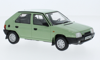 1/24 Škoda Favorit (1989) -  zelená